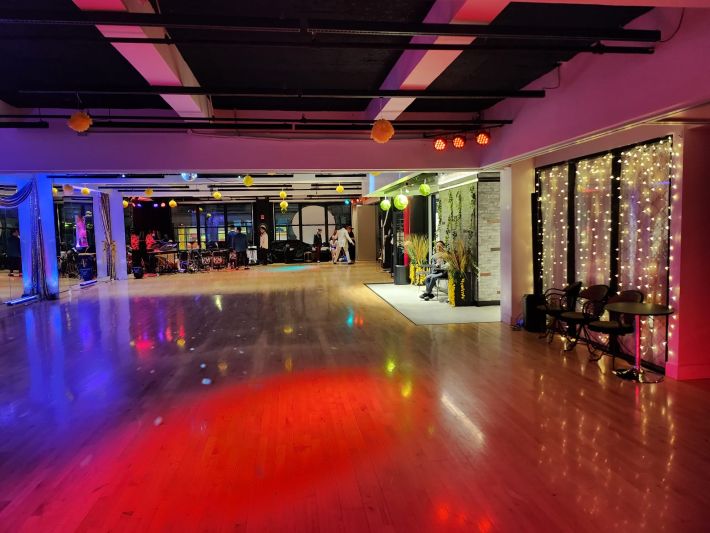 Manhattan Dance Studio